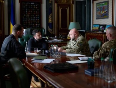 Зеленський розповів про зустрічі з військовим керівництвом