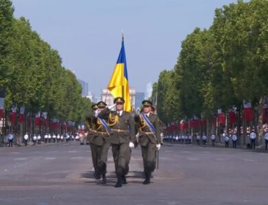 ЗСУ пройшли маршем на параді у Парижі