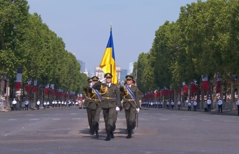 ЗСУ пройшли маршем на параді у Парижі