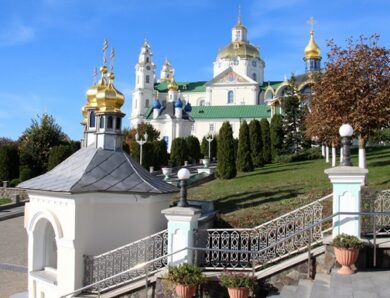 Зв&rsquo;язки з РПЦ: Почаївській лаврі дали місяць на виправлення