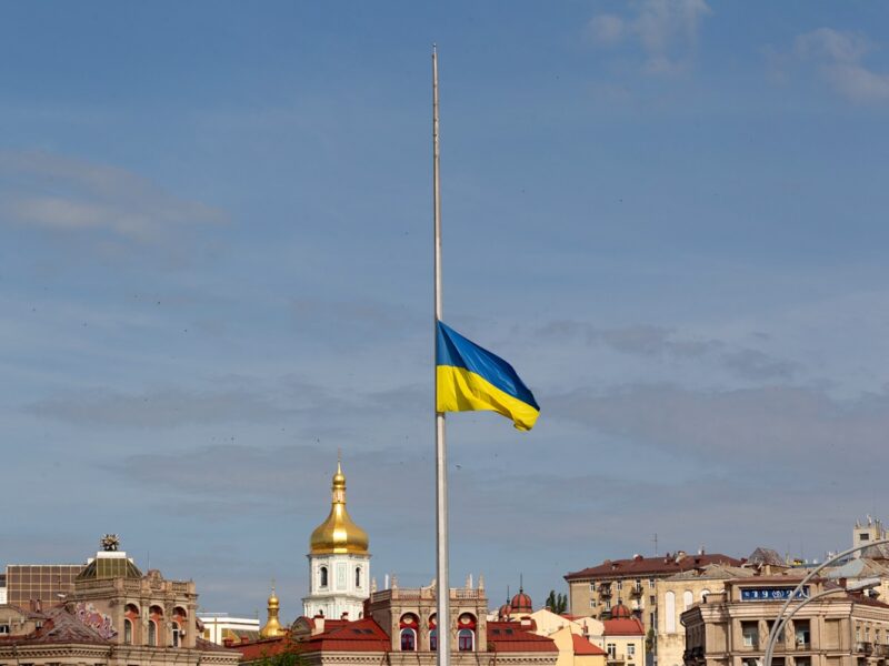 Ексчиновники Заходу та РФ обговорили можливий мир в Україні – ЗМІ