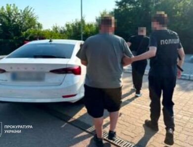 Мільйонна застава і смерть двійні: у Києві викрили схему лікаря