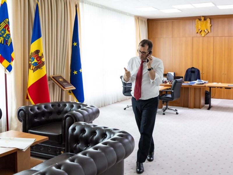 Нові прем’єри України та Молдови провели першу розмову