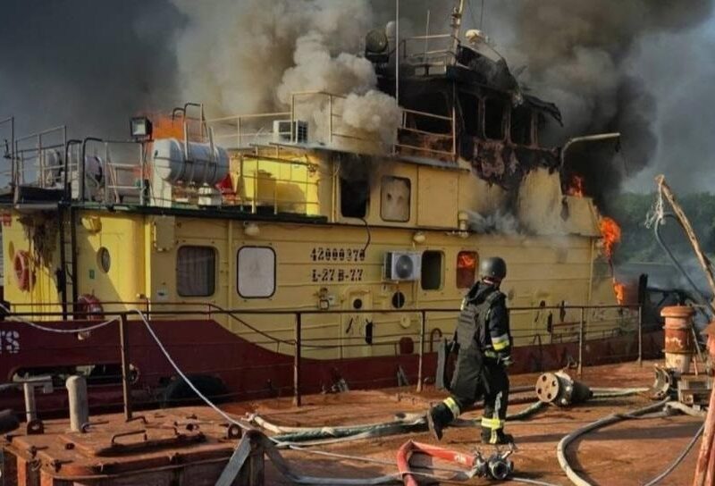 Росія атакувала цивільні судна в портах Великої Одеси і Дунаю