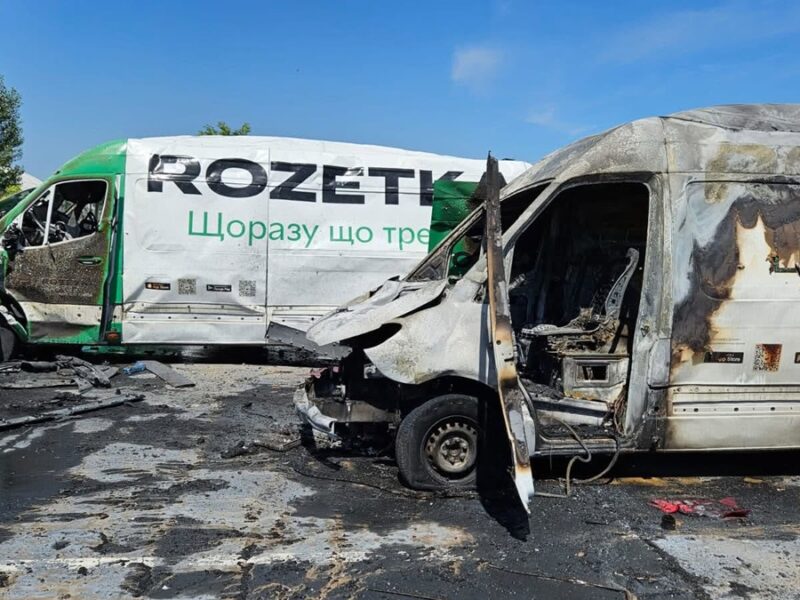 Російський дрон влучив у склад Rozetka: є загиблий і поранені