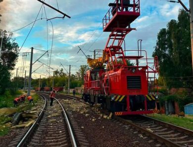 Удар по вокзалу Лозової: є загиблі та важкопоранені залізничники