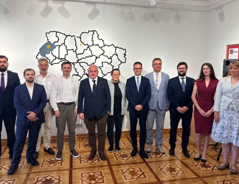Україна отримала від Польщі новий список місць для ексгумацій
