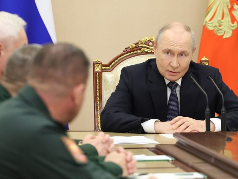 Зміни в армії РФ: що стоїть за рішенням Путіна